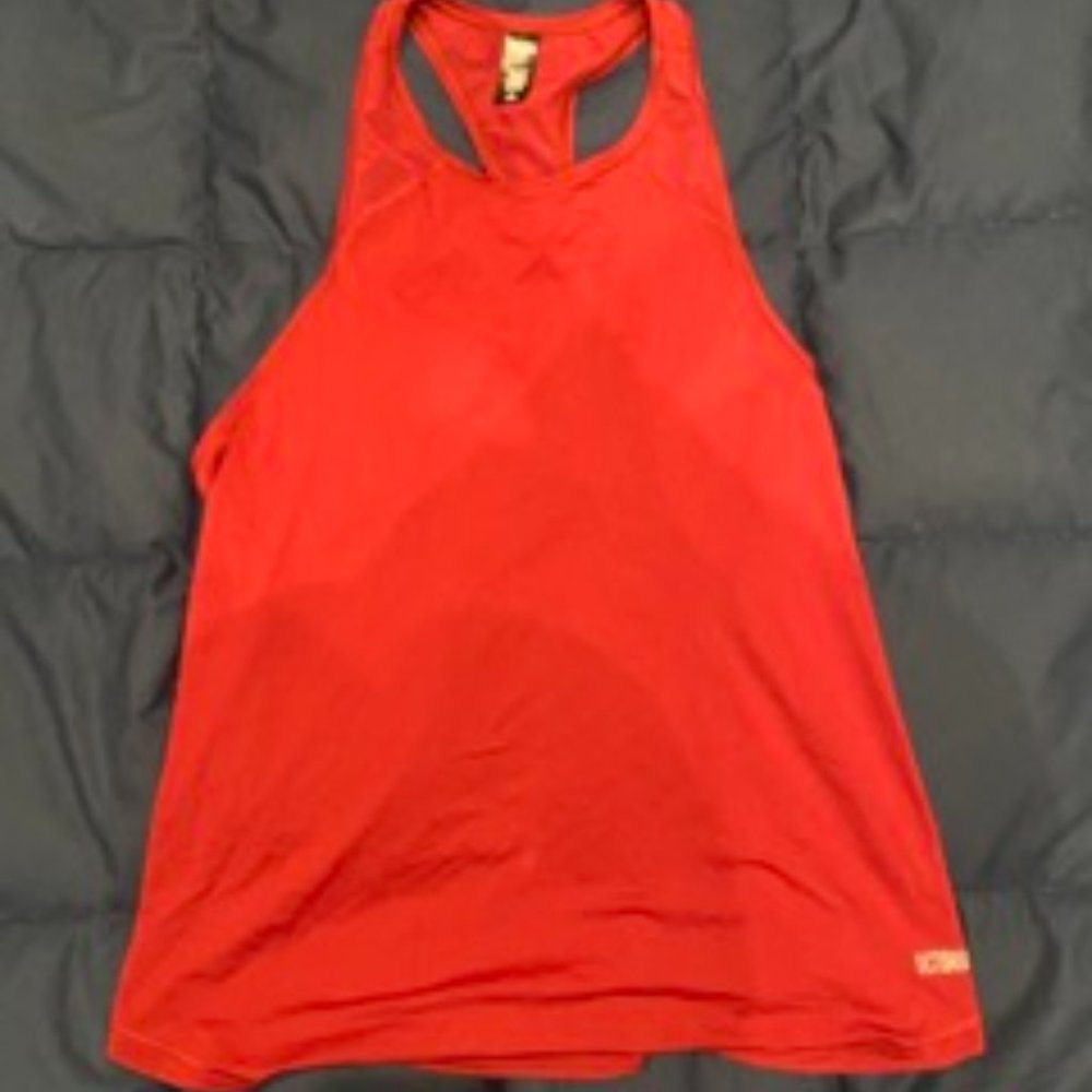 red tank top